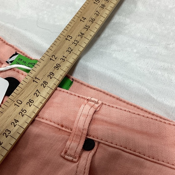 NWT SR vs Sandrine Rose the virgin label Women's Cropped Jeans in Soft Pink - Picture 12 of 15